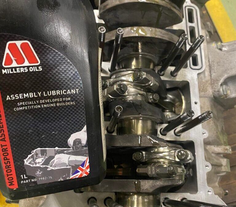 Assembly Lubricant, a munkatárs!